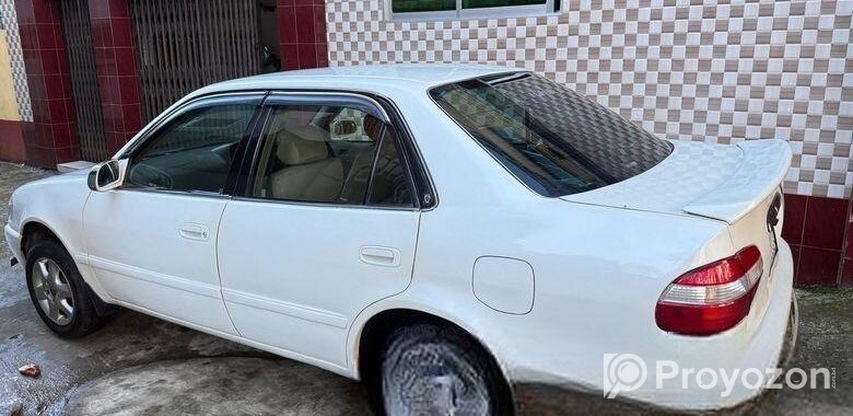 Toyota Corolla . 1997