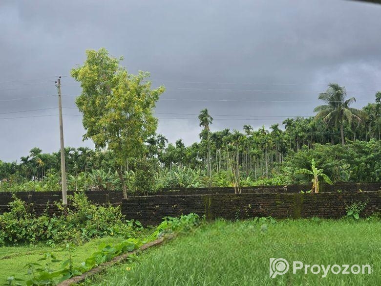 মেরিনে ড্রাইভ এর কাছে ১০ শতক জমি বিক্রি হবে
