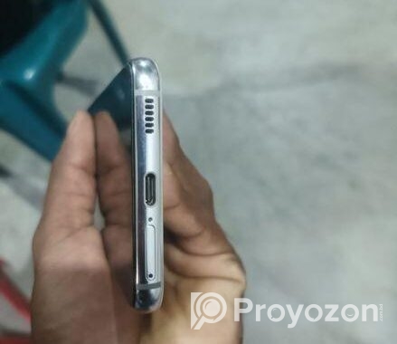 Samsung Galaxy S21 .8..256 (Used)