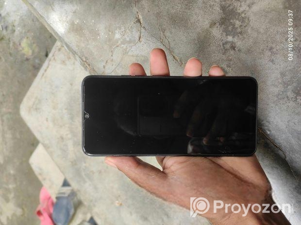 Tecno Spark Go Official 4 / 64 (Used)