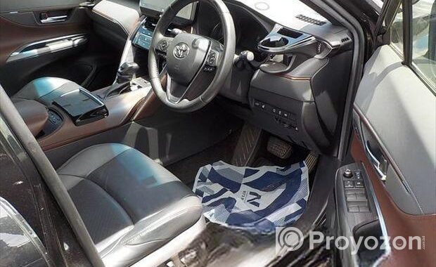 Toyota Harrier Z LEATHER NON-HYBRID 2020