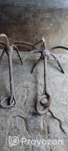 নদীতে নৌকা থামানোর গেরাপি