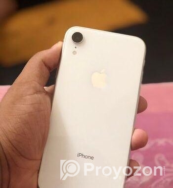 Apple iPhone XR (Used)