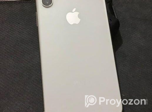 Apple iPhone XS and ipad (Used)