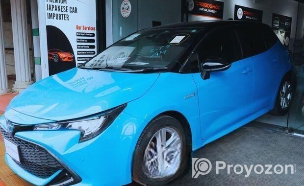 Toyota Corolla . 2020