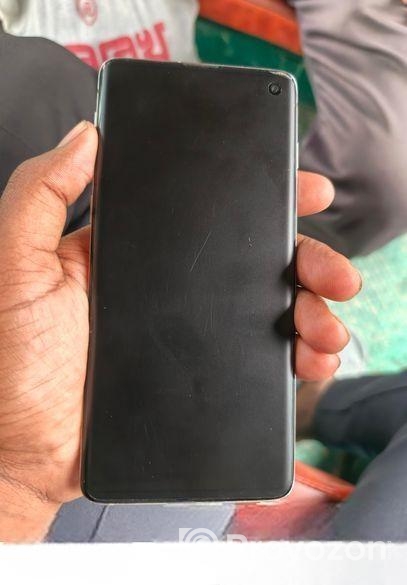 Samsung Galaxy S10 nij (Used)