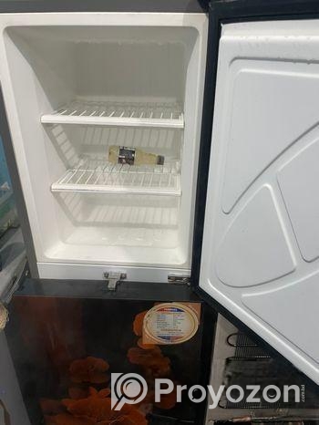 New Condition Fridge For Sell