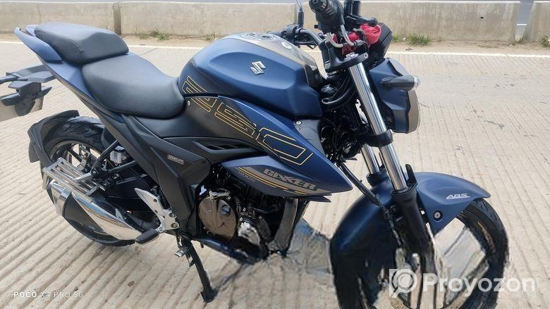 Suzuki Gixxer 250 double disc abs fi 2025