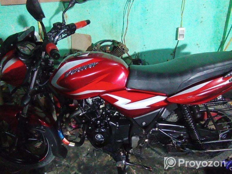 Bajaj Discover 110 . 2022