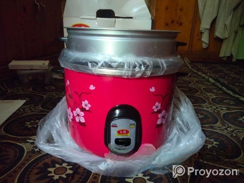 একদম নতুন রাইস কুকার