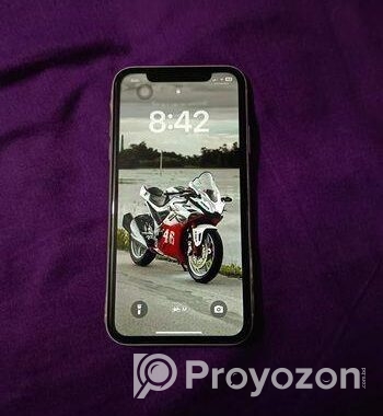 Apple iPhone XR (Used)