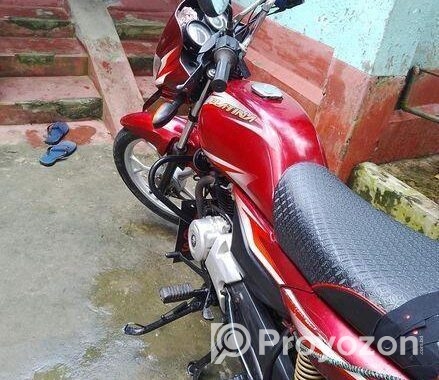 Bajaj Platina 100 . 2019