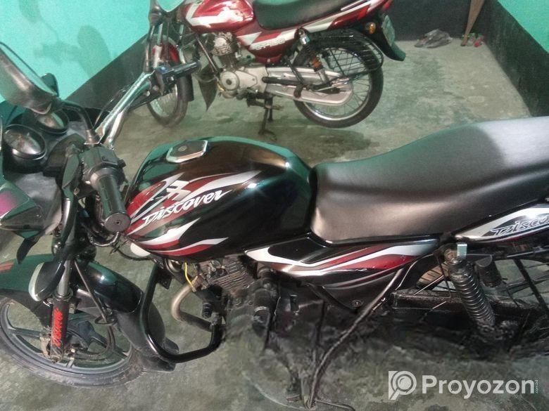 Bajaj Discover 100 . 2016