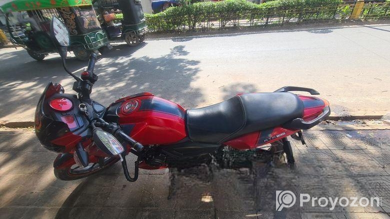 TVS Apache RTR . 2016