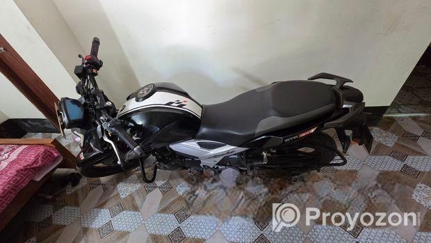 TVS Apache RTR 160 4v 2022