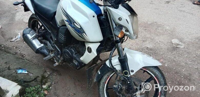 Yamaha FZ . 2013