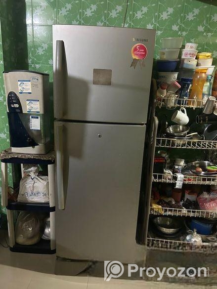 Samsung 260 L No Frost refrigerator
