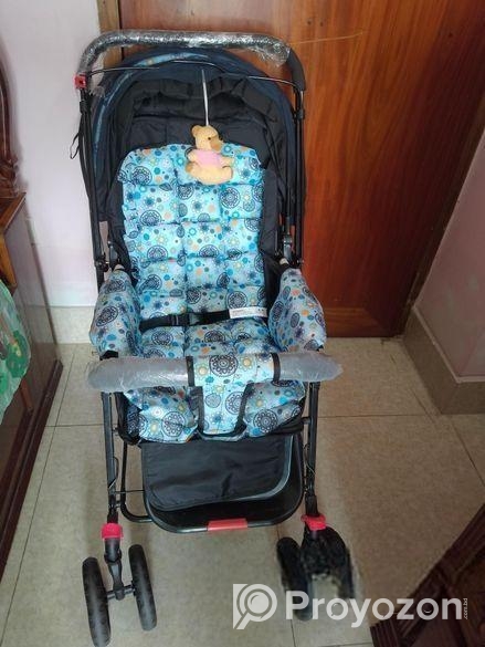 বেবি স্ট্রলারটি বিক্রি করবো