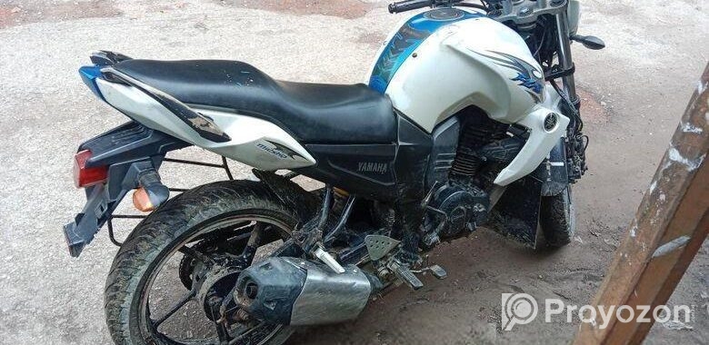 Yamaha FZ . 2013