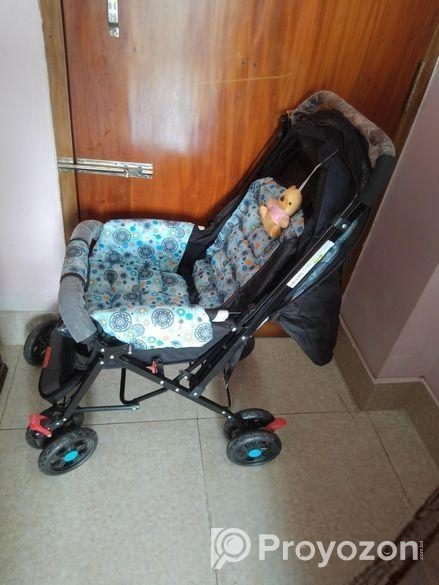 বেবি স্ট্রলারটি বিক্রি করবো