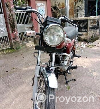 Bajaj Boxer . 2010