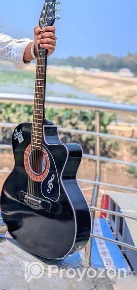 গিটার বেচতে চাই