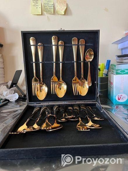 প্রিমিয়াম গোল্ড কালার কাটলারি সেট – বক্সসহ