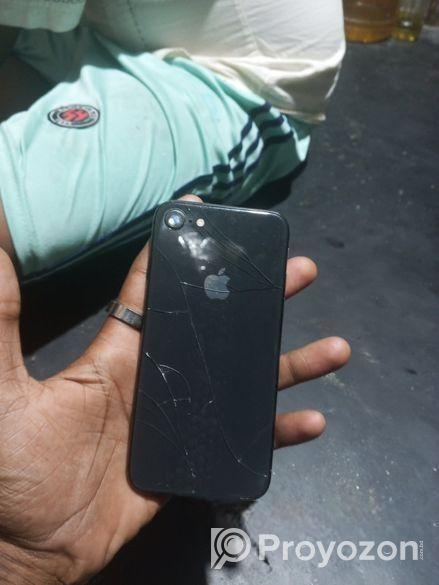 Apple iPhone 8 (Used)