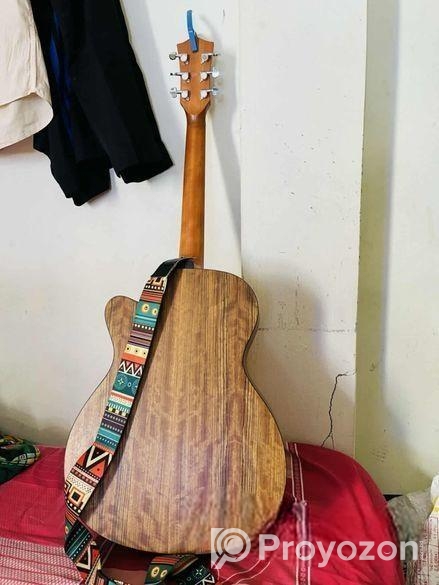 Ad530 মডেল এর একটি গিটার সেল দেওয়া হবে