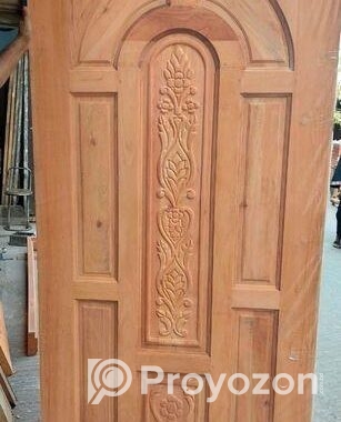 কেমিক্যাল ট্রিটমেন্ট করা মেহগনি কাঠের দরজা।