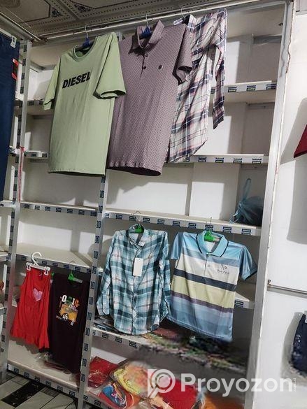 দোকানের কাপড় বিক্রি হবে