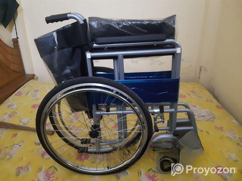 নতুন হইল চেয়ার