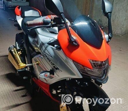 Suzuki Gixxer SF . 2024