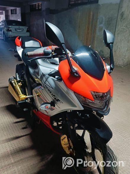 Suzuki Gixxer SF . 2024