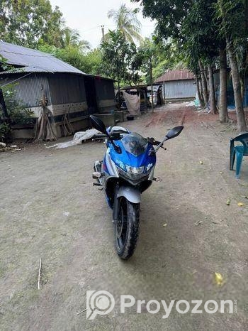 Suzuki Gixxer SF . 2022