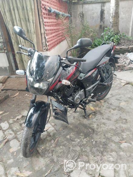 Bajaj Pulsar 150 . 2018