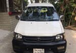Toyota Noah Car 2003