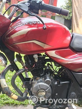 Bajaj Discover 100 . 2016