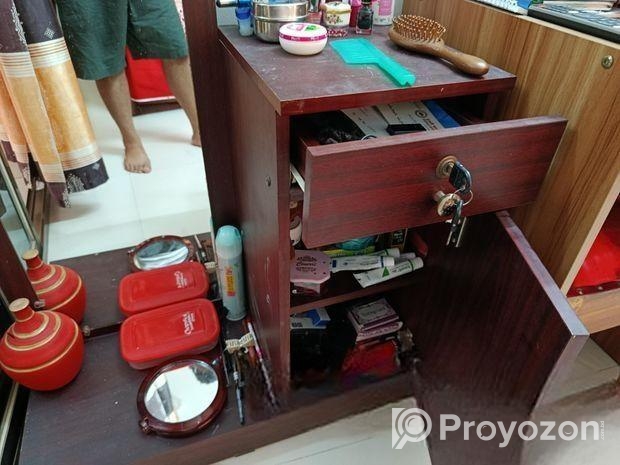 Otobi ড্রেসিং টেবিল