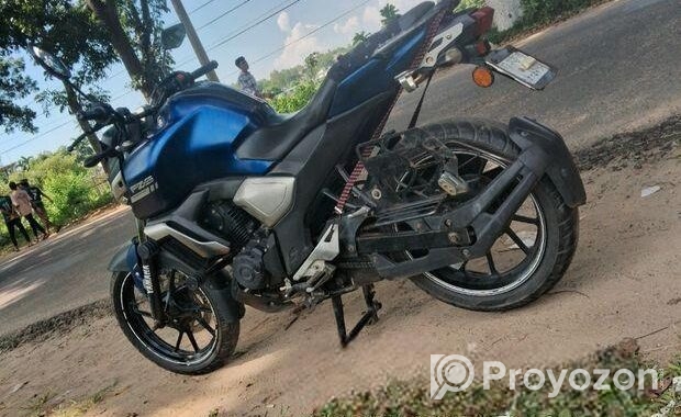 Yamaha FZS V3 . 2023
