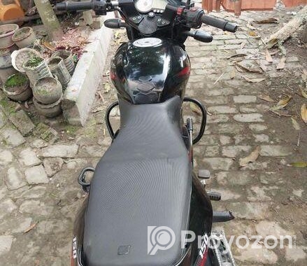 Bajaj Pulsar 150 . 2018