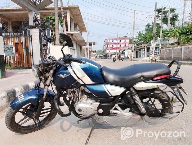 Bajaj V15 . 2019