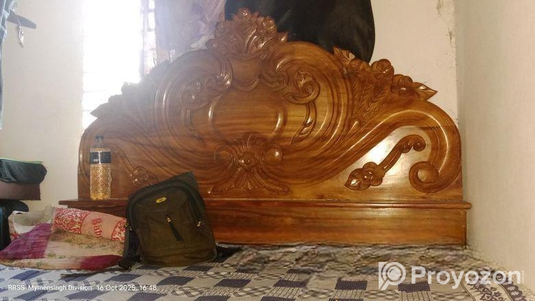 খাট বিক্রি হবে