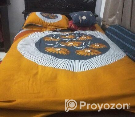 ৭ ফিট বাই ৪ খাট