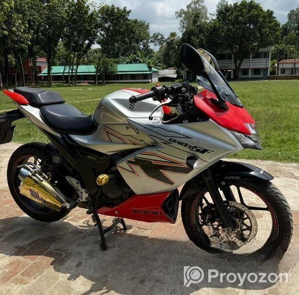 Suzuki Gixxer SF 2022
