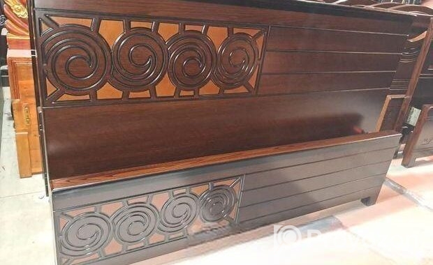 Executive bed