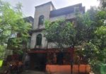 সাড়ে বারো কাটা জায়গা সহকারে দোতলা বাড়ি বিক্রয় হইবে