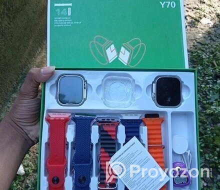 Y 70 Ultra Smartwatch