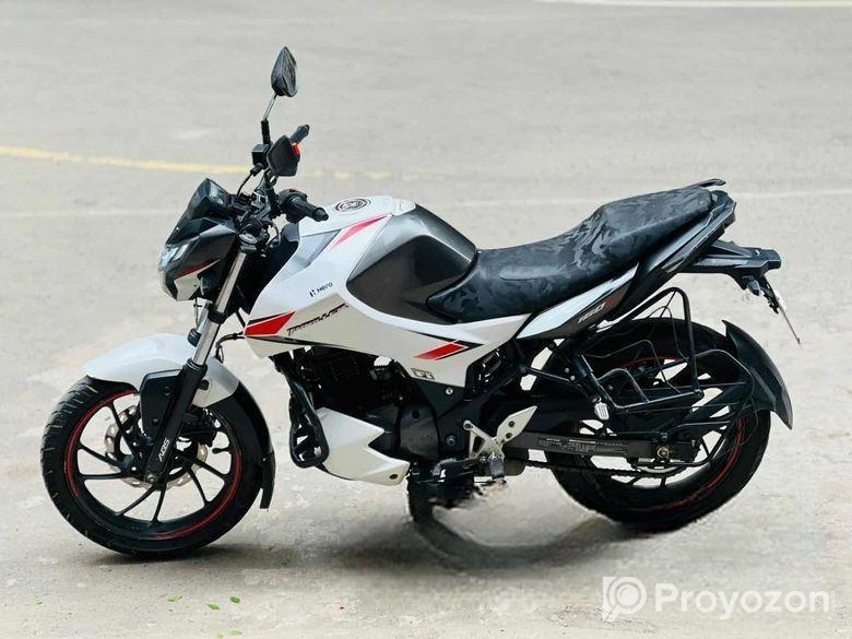 Hero Thriller 160R . 2022