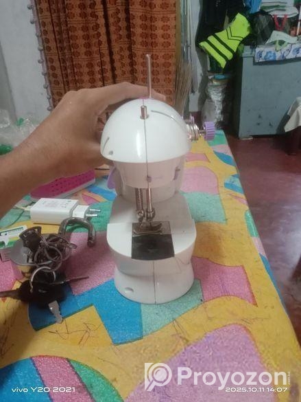 Vof Mini Sewing Machine
